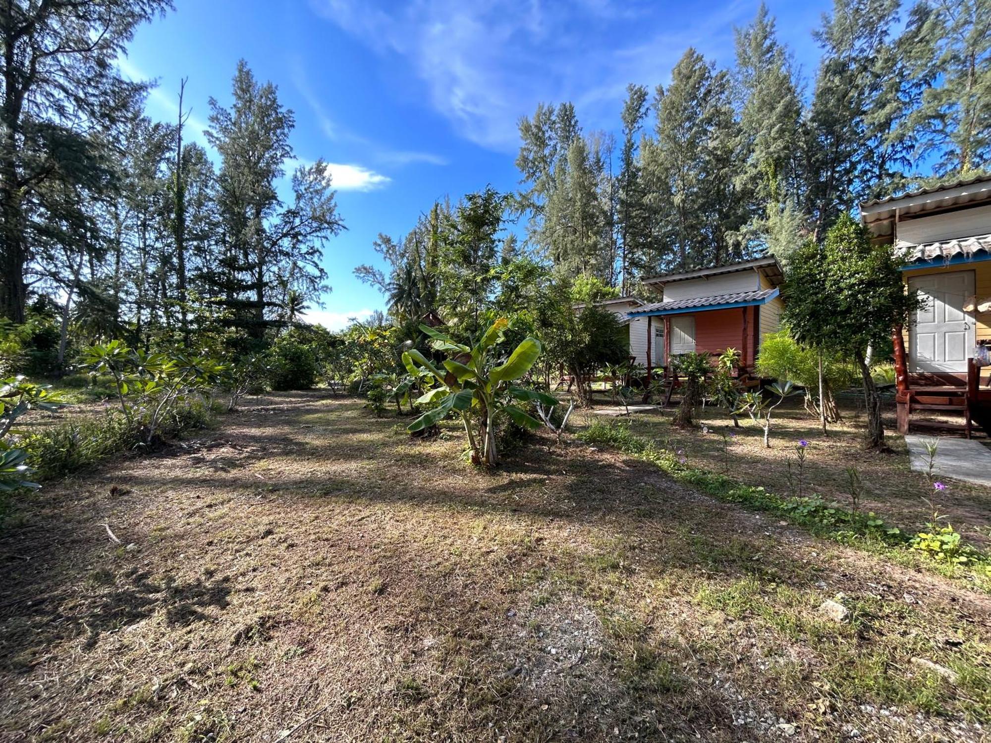 Neverland Beach Village Bungalows Ко-Ланта Экстерьер фото